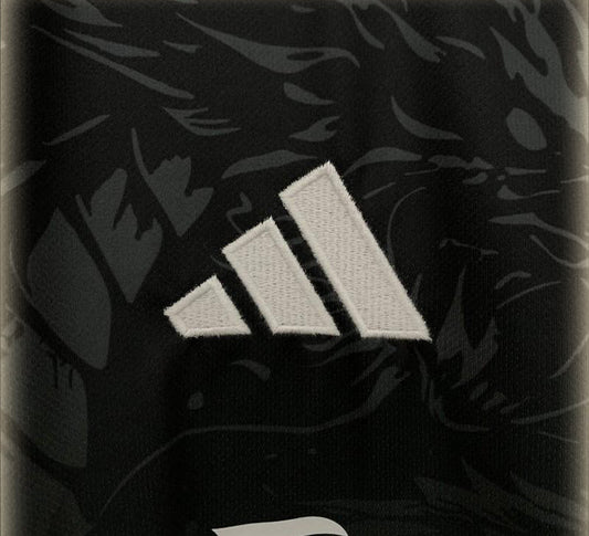 Maillot Concept Réal Madrid Édition Dragon Violet 25/26