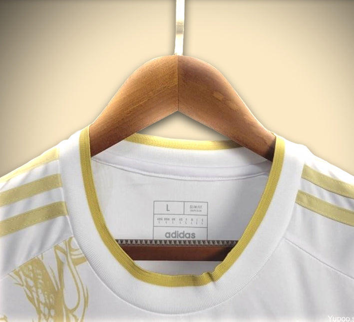 Maillot Concept Réal Madrid Spécial Édition Dragon Or 24/25