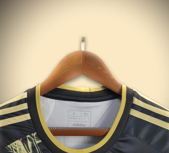 Maillot Concept Réal Madrid Dragon Or Edition 24/25