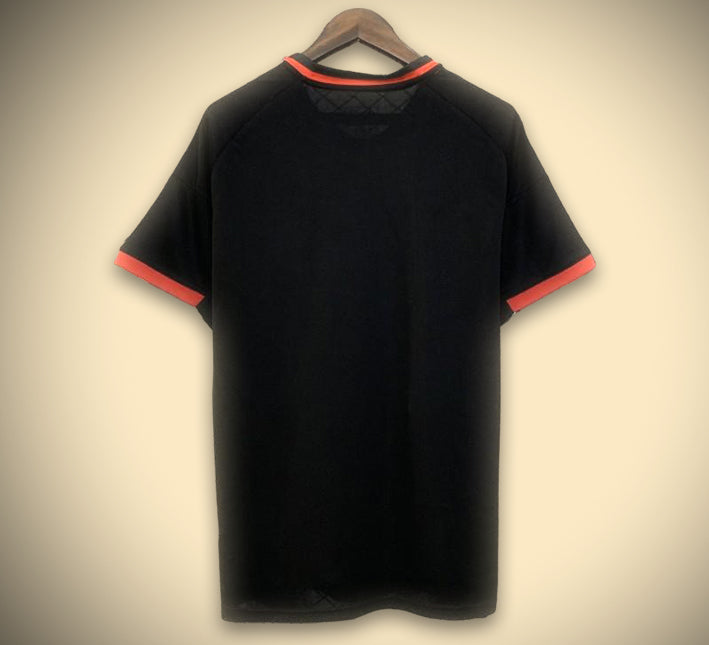 Maillot Concept Réal Madrid Rose Rouge Edition 25/26