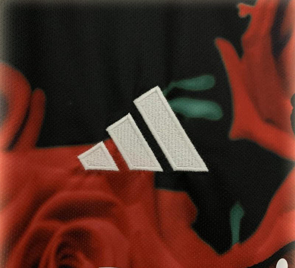 Maillot Concept Réal Madrid Rose Rouge Edition 25/26