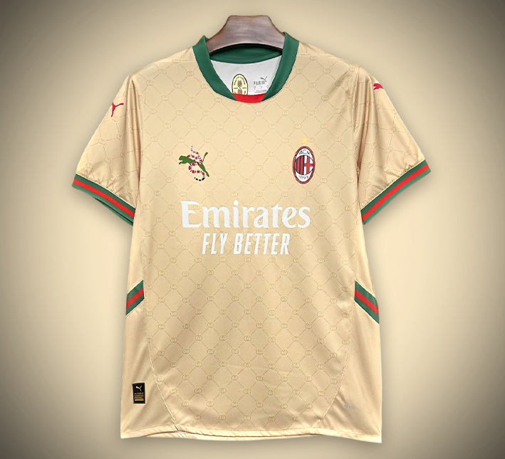 Maillot doré 24/25 AC Milan x Gucci 125e anniversaire