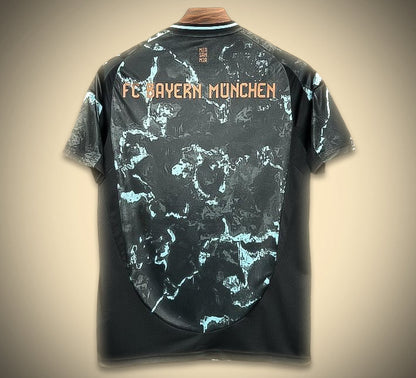 Maillot Bayern Munich Extérieur 24/25