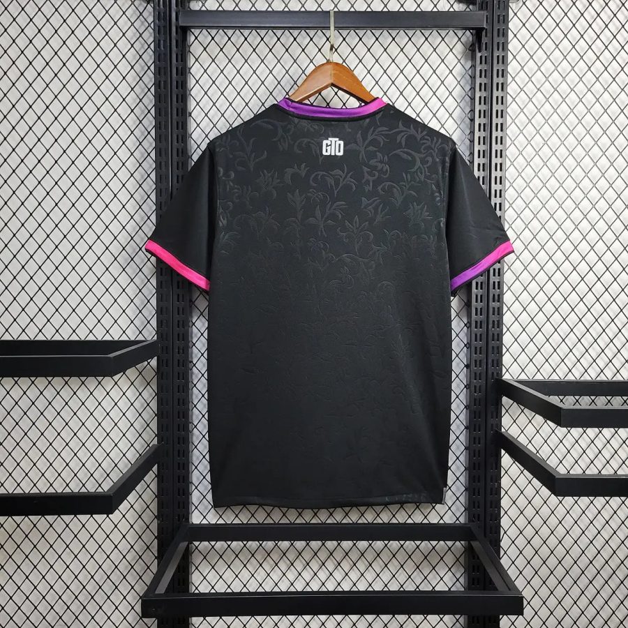 tenue de football PSG édition concept coupe moderne supporter parisien