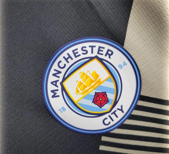 maillot-de-foot-manchester-city-style-moderne maillot de foot Manchester City style moderne