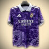 Maillot de football concept Real Madrid violet édition dragon saison 2526