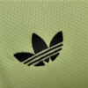 Maillot Réal Madrid Gardien Édtiton Vert 2024-2025 vue de profil