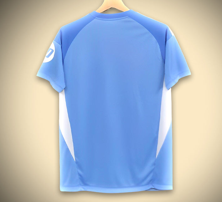 Maillot Réal Madrid Avant-Match Édition Blue 2025-2026 vue de profil