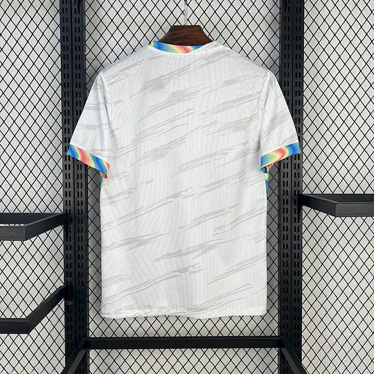 Jersey blanc FC Barcelone édition concept nouvelle saison 2025 2026