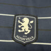 t-shirt de football Aston Villa design alternatif 2425
