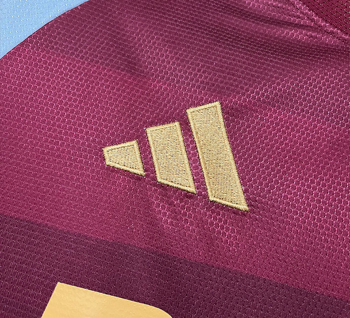 maillot Aston Villa saison 2526