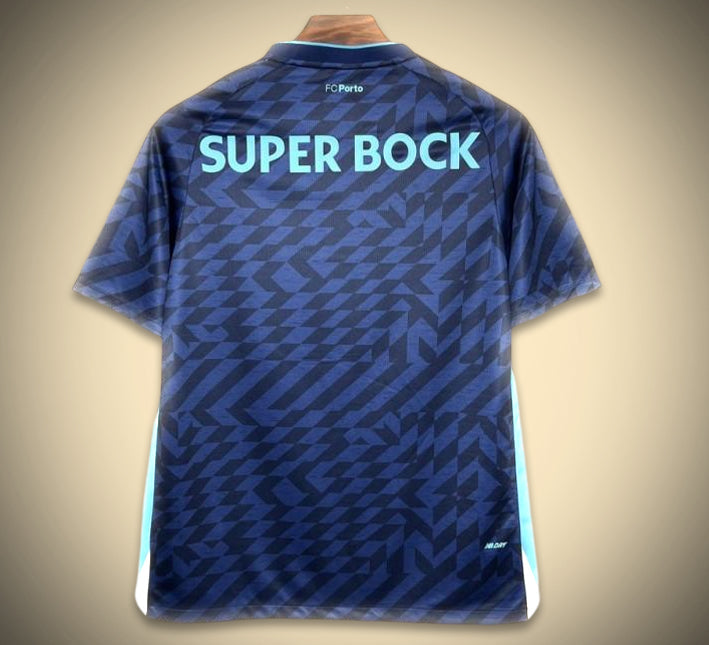 tenue-de-football-fc-porto-troisieme-maillot-officiel tenue de football FC Porto troisième maillot officiel