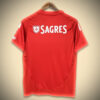 jersey-benfica-domicile-2024-2025-avec-ecusson-du-club jersey Benfica domicile 2024 2025 avec écusson du club