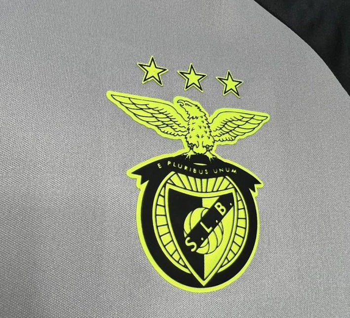 Maillot avant match Benfica saison 2024 2025