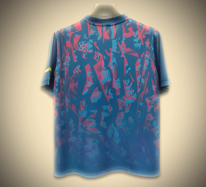 Maillot concept FC Barcelone édition artistique saison 2024 2025 design créatif pour supporter