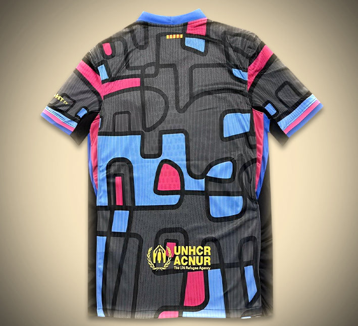maillot concept du FC Barcelone édition 2526 motif abstrait tenue football