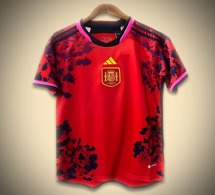maillotespagnefleurs-1.jpg Maillot Concept Espagne Édition Rouge 2024 vue de face