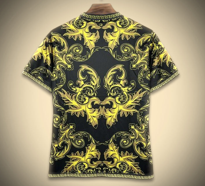maillot-de-football-italie-design-versace-collection-2024-2025 Maillot de football Italie design Versace collection 2024 2025
