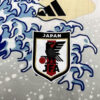 Maillot de football inspiration Japon avec motif grande vague et design graphique bleu blanc