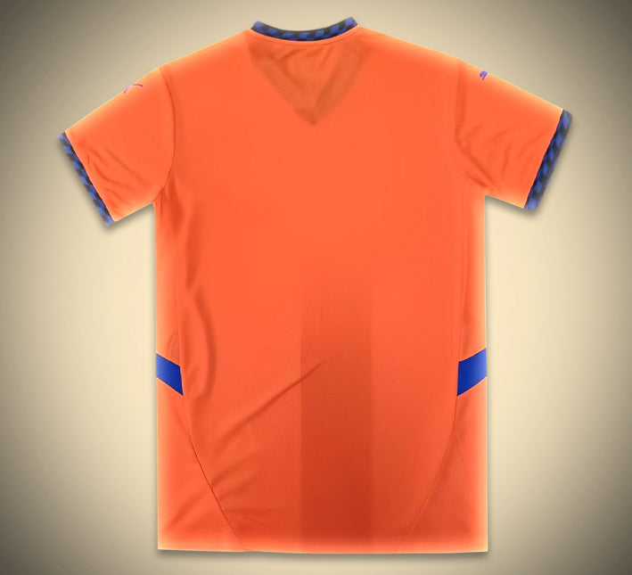 maillotmarseilleexterieurorangedos.jpg Maillot Olympique Marseille 3e 2024-2025 vue de profil