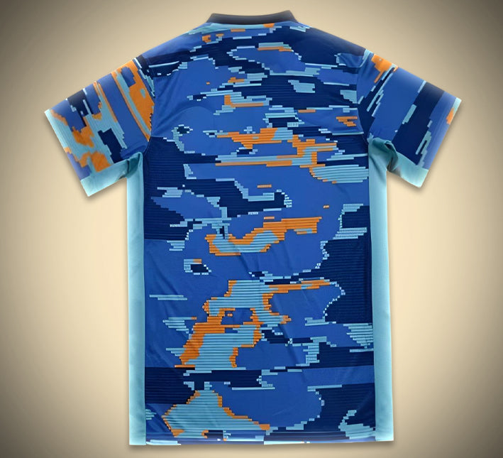 maillotpaysbasavantmatchdos.jpg Maillot Pays-Bas Avant-Match 2024 vue de profil