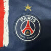 maillotpsgldclogo.jpg Maillot Paris Saint-Germain Domicile 1 Étoile 2024-2025 vue de profil