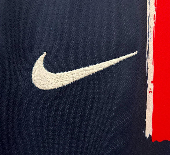 maillotpsgldcnike.jpg Maillot Paris Saint-Germain Domicile 1 Étoile 2024-2025 detail tissu