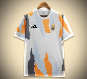 Maillot Réal Madrid Avant-Match 2024-2025 vue de face