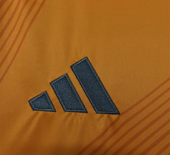 Maillot Réal Madrid Extérieur 2024-2025 vue de profil
