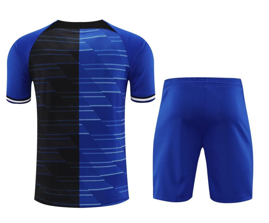 Ensemble d entraînement Inter Milan saison vingt vingt trois vingt vingt quatre