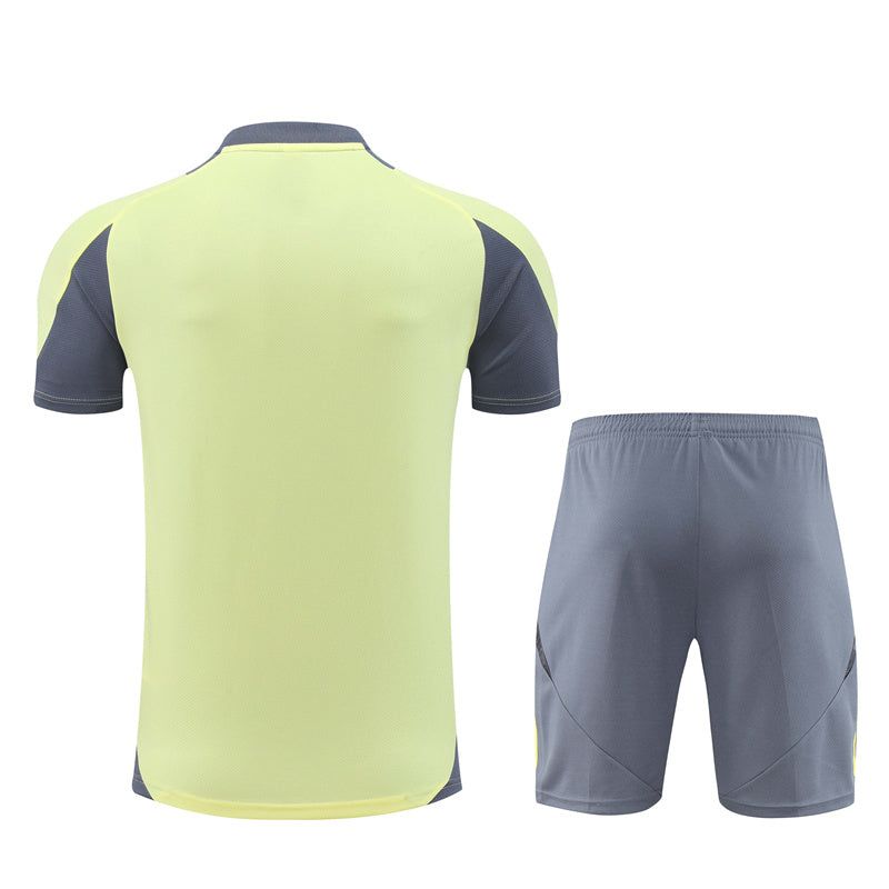 Ensemble maillot et short Ajax saison 2024 2025 tenue de football