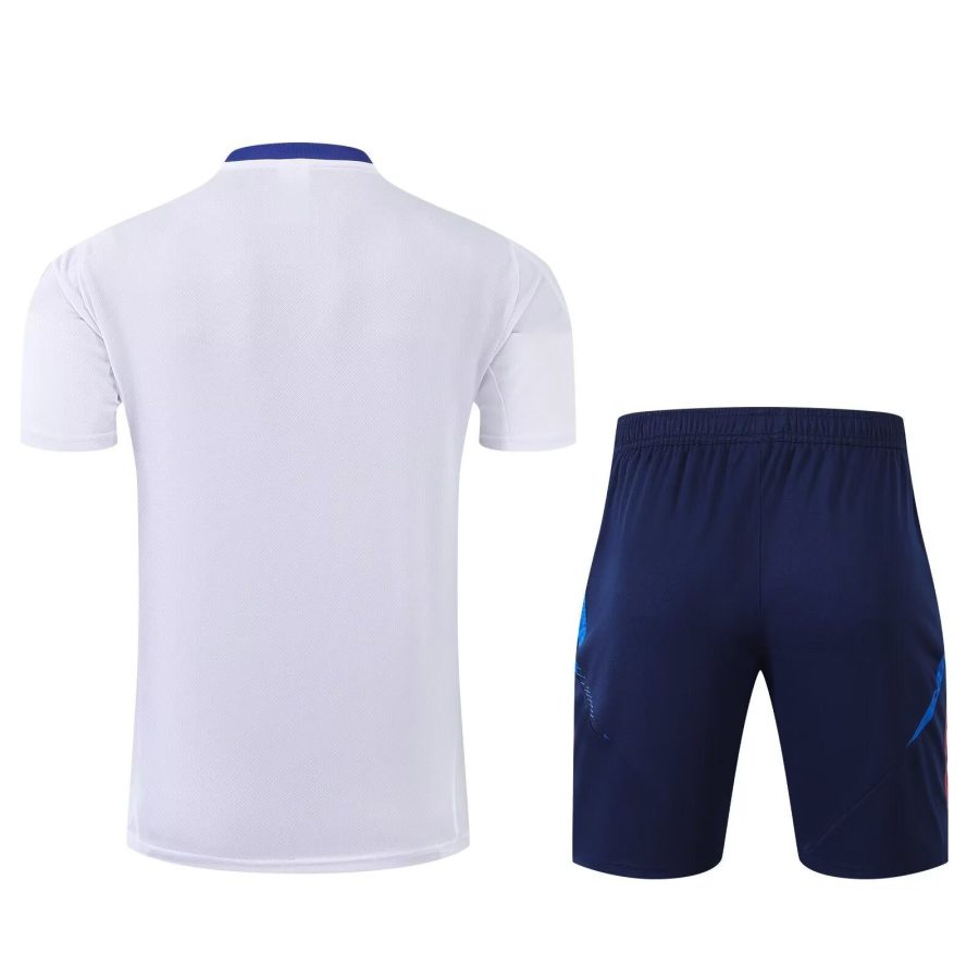 ensemble-maillot-et-short-italie-saison-2024-2025-tenue-de-football Ensemble maillot et short Italie saison 2024 2025 tenue de football
