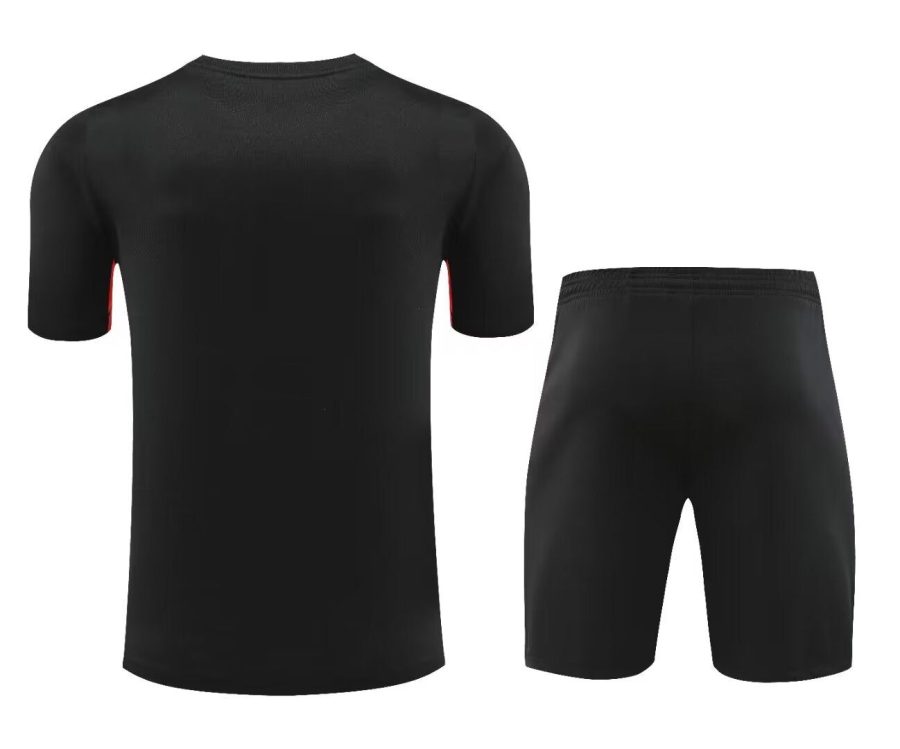 ensemble-maillot-et-short-liverpool-saison-vingt-vingt-quatre-vingt-vingt-cinq-tenue-domicile-rouge Ensemble maillot et short Liverpool saison vingt vingt quatre vingt vingt cinq tenue domicile rouge