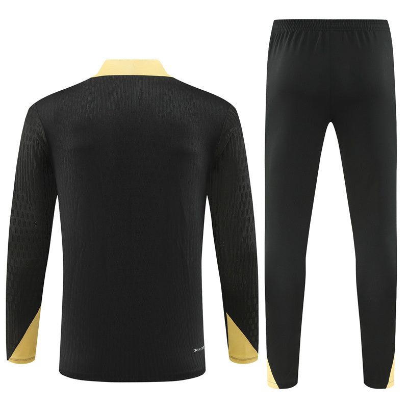 Ensemble survêtement FC Barcelona saison 2024 2025 veste zippée et pantalon assorti