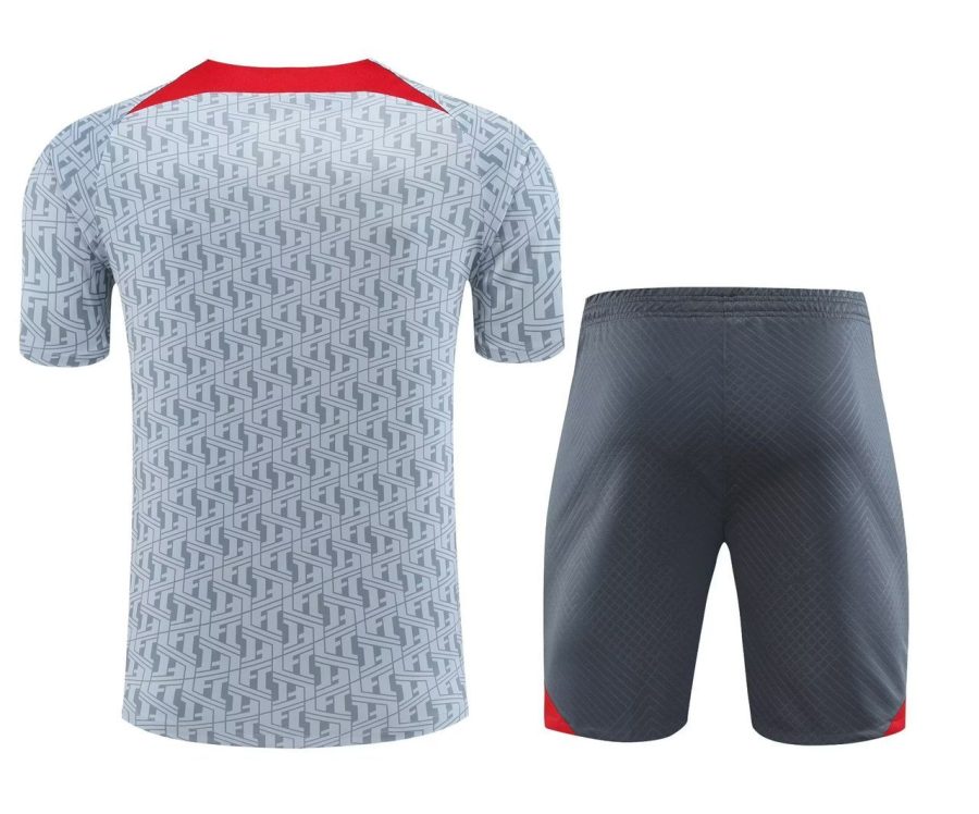 ensemble training Liverpool gris saison 2023 2024 survêtement officiel