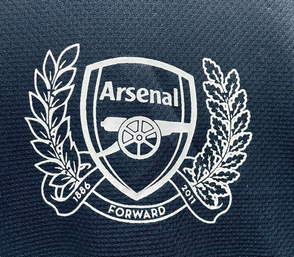 jersey-arsenal-fc-exterieur-vintage-collection-deux-mille-onze-deux-mille-douze Jersey Arsenal FC extérieur vintage collection deux mille onze deux mille douze