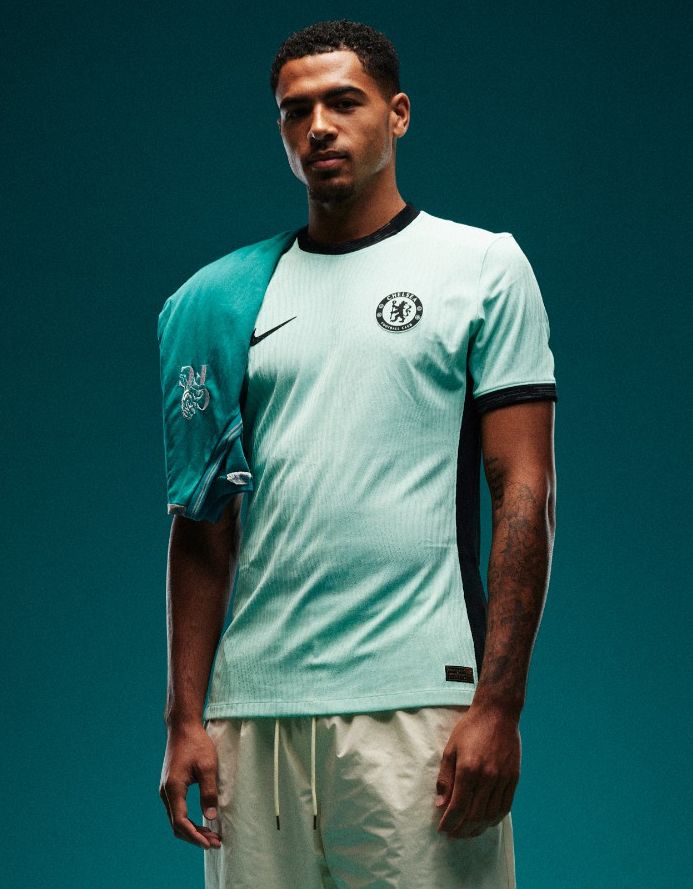 Jersey Chelsea FC troisième tenue 2023 2024 bleu design officiel