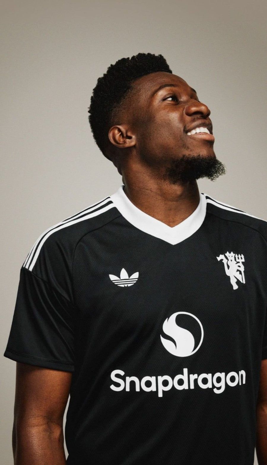 Jersey de gardien Manchester United nouveau kit officiel 2024 2025