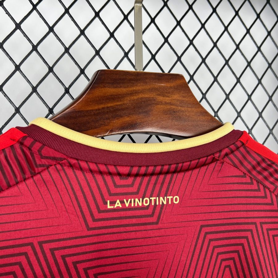 Jersey football Venezuela domicile saison 2026 rouge bordeaux