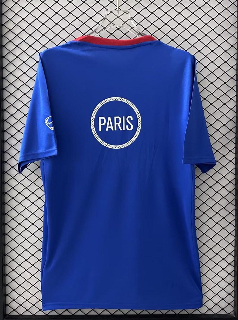 maillot avant match Paris Saint Germain saison 2025 2026 tenue d échauffement officielle