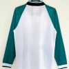 maillot-de-foot-liverpool-exterieur-vintage-manches-longues-style-annees-quatre-vingt-dix maillot de foot Liverpool extérieur vintage manches longues style années quatre vingt dix