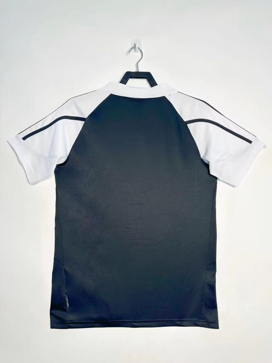 maillot de foot Real Madrid extérieur vintage début années 2000