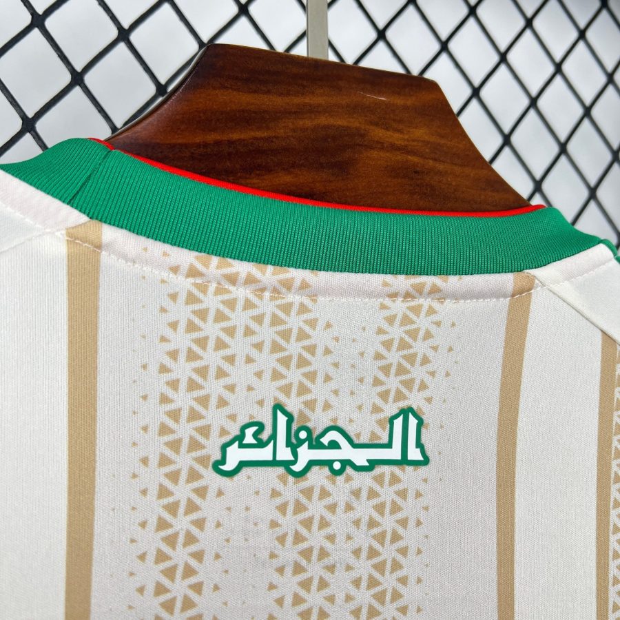 Maillot de football Algérie version domicile pour supporters