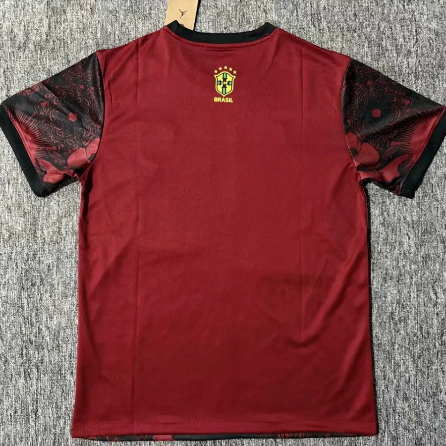 maillot de football Bresil edition speciale saison 2025 2026 jaune et vert