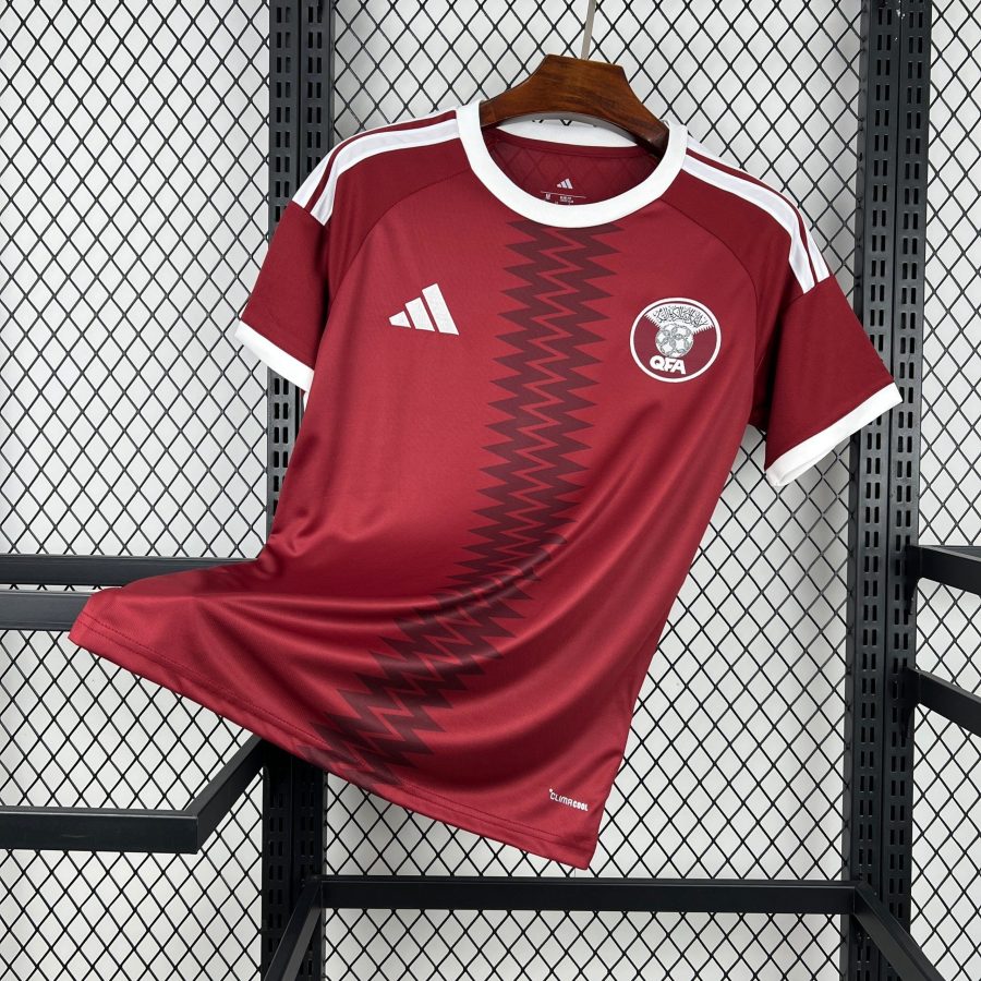 Maillot de football Qatar 2026 tenue domicile supporters