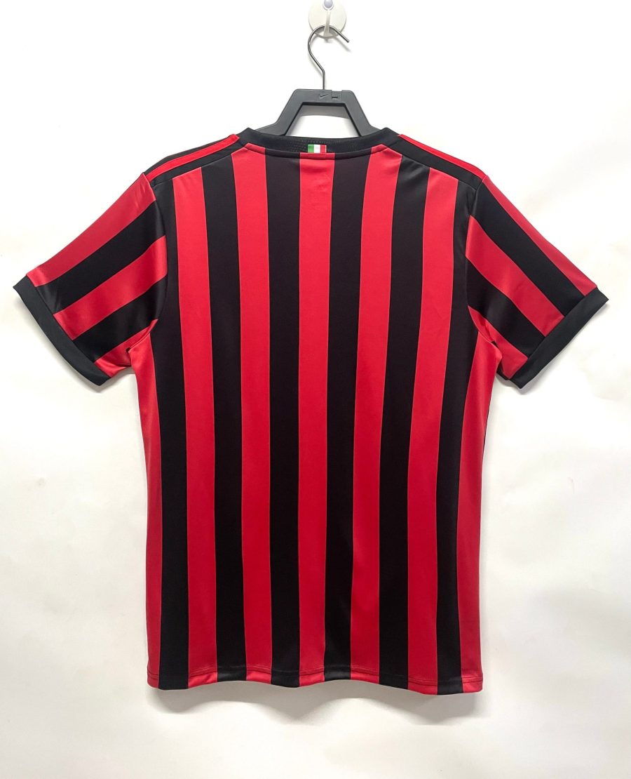 maillot domicile AC Milan saison 2017 2018 jersey officiel rouge et noir
