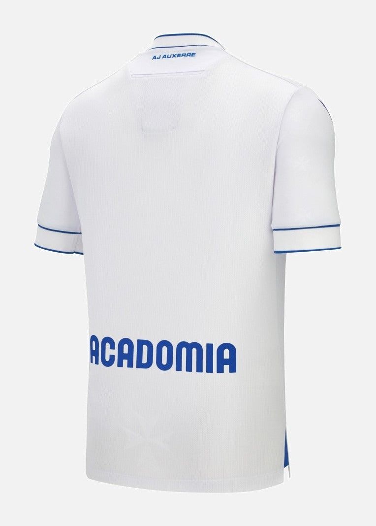 maillot domicile AJ Auxerre saison deux mille vingt cinq deux mille vingt six bleu et blanc tenue officielle