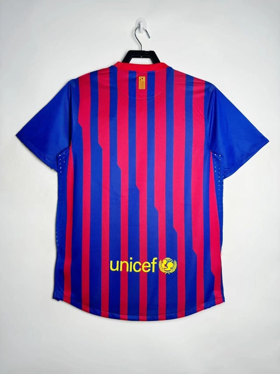 maillot-domicile-barca-2011-2012-blaugrana maillot domicile Barça 2011 2012 blaugrana