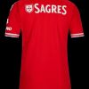 maillot-domicile-benfica-saison-deux-mille-vingt-trois-deux-mille-vingt-quatre-rouge-equipement-officiel maillot domicile Benfica saison deux mille vingt trois deux mille vingt quatre rouge équipement officiel