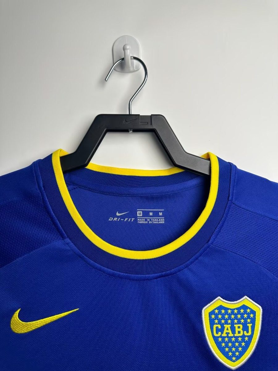 Maillot domicile Boca Juniors saison deux mille deux mille un